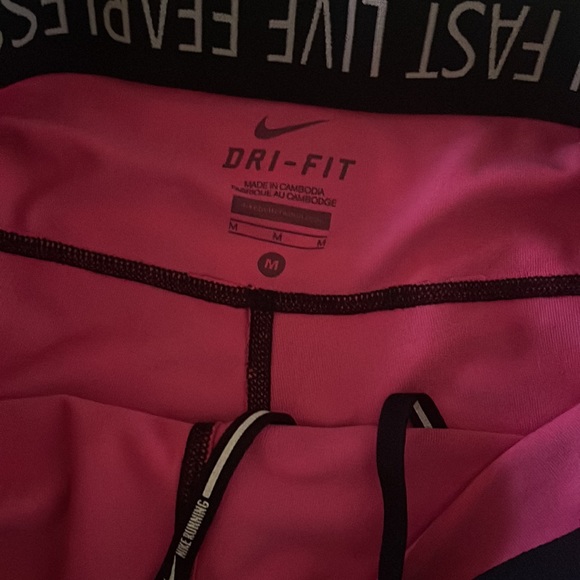 Nike shorts - Picture 3 of 5